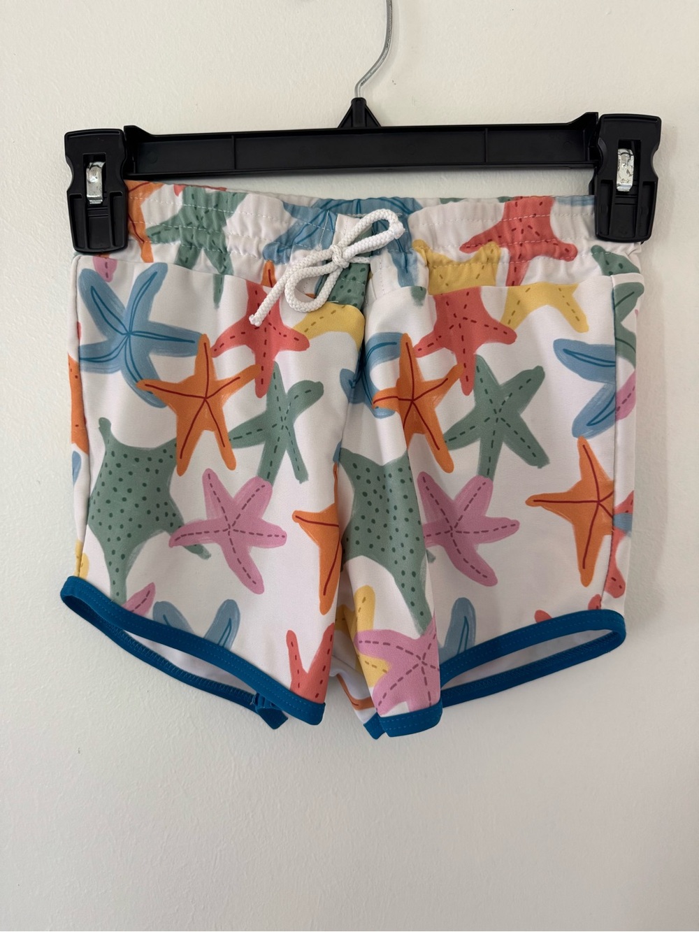 Pearl Street Swim Starfish Print Women's Swim Shorts - White Multicolor